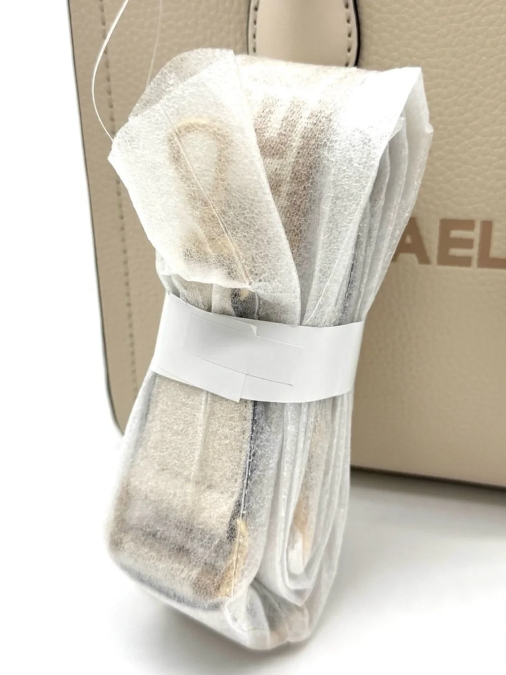 Michael Kors Mirella Small Shopper TZ Xbody Bag Light Cream